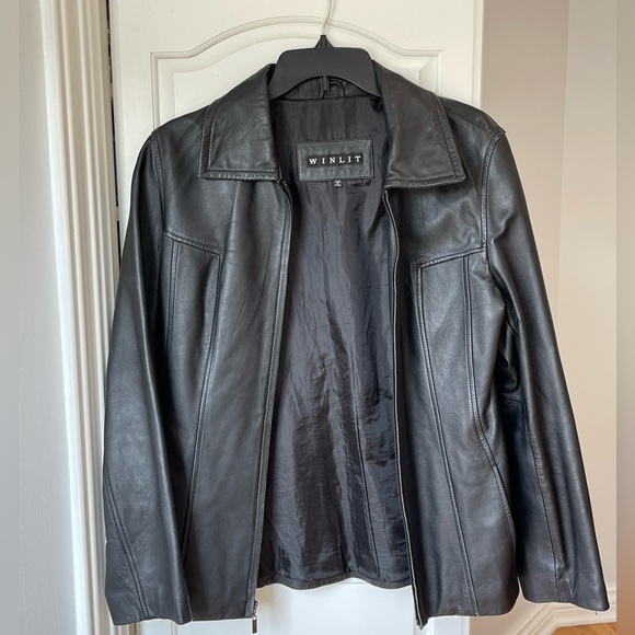 Winlit leather zippered jacket in a size medium - Picture 3 of 14